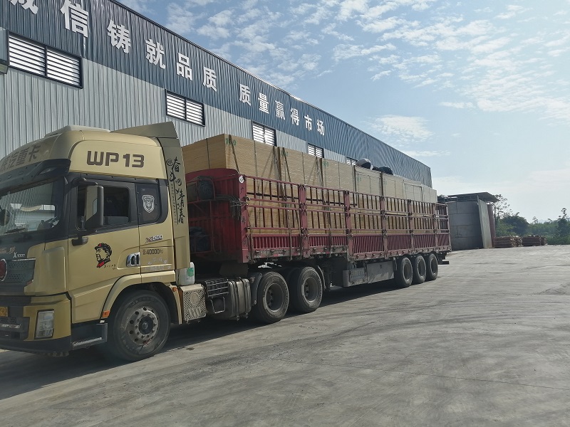 廣西建筑模板發(fā)重慶工地走起插圖 廣西建筑模板發(fā)重慶工地走起插圖